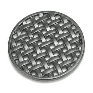 Eco-friendly Cast Iron Trivets | Modern Geometric Lattice Design | Bulk Wholesale Kitchen Trivets From India - Product Image 1