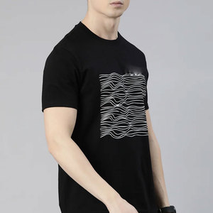 เสื้อยืดพิมพ์ลายกราฟิกทันสมัย ดีไซน์โมเดิร์น เนื้อผ้านุ่ม ใส่ได้ทุกวัน แฟชั่นลำลอง - Product Image 2