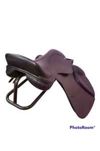 อานม้า TRIDENT INTERNATIONAL TI101OA04 แบบปรับแต่งได้สำหรับการขี่ม้าเดรสสาจ การกระโดดข้ามเครื่องกีดขวาง การแข่งขันม้า - Product Image 2