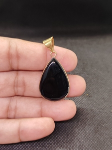 Pendentif en laiton avec cabochon en onyx noir naturel, bijoux en pierres précieuses faits à la main, vente en gros - Product Image 4