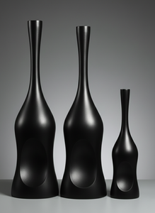 Ensemble moderne de 3 vases de table portables en aluminium moulé à la main, de forme irrégulière, à long col, avec un design sculptural minimaliste - Product Image 2