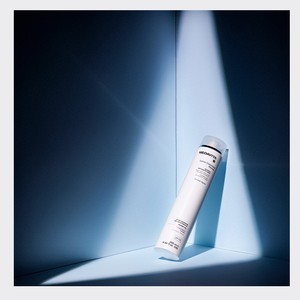 Champú anticaída MEDAVITA Revital Homme 10 Champú para hombres Cuidado del cuero cabelludo Fortalecimiento del cuero cabelludo 250ml - Product Image 3
