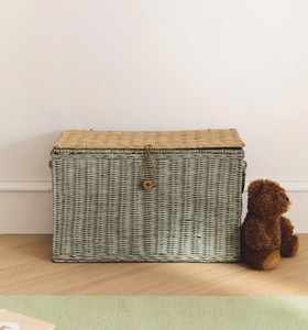 Baúl de Almacenamiento Rectangular de Mimbre con Tapa y Cierre de Botones, Caja de Juguetes de Mimbre Tejida a Mano para Guardería y Dormitorio - Product Image 1