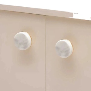 Poignée de porte de cuisine rectangulaire en pierre blanche, poli miroir, couleur, forme et taille personnalisées, fabriqué en Inde - Product Image 1