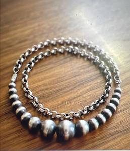 Collier unisexe en acier de Damas avec perles rondes et chaîne à billes à motifs argentés pour usage quotidien - Product Image 2