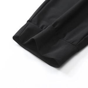 Pantalon de survêtement noir pour homme, taille élastique avec cordon de serrage, décontracté, respirant, poches latérales, en polyester tricoté, idéal pour l'automne - Product Image 5