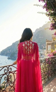 Conjunto KV de Kurta, Palazzo y Dupatta Bordados y Adornados - Product Image 2