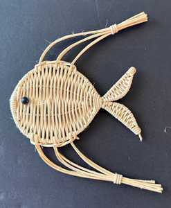 Vietnam Handmade Woven Rattan Fish <b>Wall</b> <b>Decor</b> Natural <b>Wicker</b> Coastal Nautical Boho Beach Style Home Decoration Supplier - Product Image 1