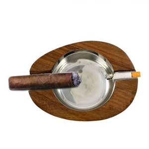 Cendrier à cigarettes en métal au design magnifique, forme ronde, taille personnalisée, finition argentée, à prix abordable. - Product Image 2