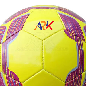 Ballon de football professionnel de bonne qualité, surface durable, conçu pour améliorer les compétences - Product Image 6