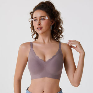 Soutien-gorge de sport sans armatures et sans coutures pour femme - Confort et maintien élevés pour l'entraînement - Design maximal, bonnet complet, dos en U, tricoté uni pour la course/yoga - Product Image 2