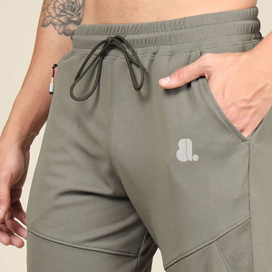 Short de bain pour homme, couleur olive unie, séchage rapide, avec cordon de serrage, logo sur le devant, poches, coupe décontractée, taille mi-haute, tissu en spandex et polyester - Product Image 5