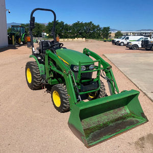 Precio de Fábrica, Tractor Agrícola John Deere 2025R de Alta Calidad, Entrega Rápida Garantizada, Maquinaria Confiable con Caja de Cambios Principal - Product Image 1