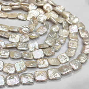Perles naturelles de forme carrée, 15-16 mm, vendues par brin de 15 pouces - Product Image 3