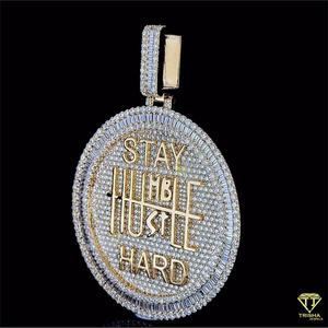 Colgante Hip Hop Motivacional Personalizado para Hombre y Mujer con Incrustaciones de Diamantes Cultivados en Laboratorio y Baño de Rodio en Plata 925, Regalo - Product Image 2