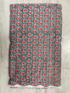 Tela de algodón estampada a mano, tela suave y transpirable para vestidos y textiles, proveedor de pedidos al por mayor con impresión personalizada. - Product Image 4