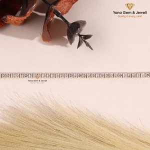 กำไลข้อมือเพชรทรงแอสเชอร์คลาสสิก 6 กะรัต ระดับความสะอาด VVS-VS สี D-E-F สำหรับเป็นของขวัญเจ้าสาว ทองคำแท้ 14k เพชร CVD ผลิตในห้องปฏิบัติการ - Product Image 2