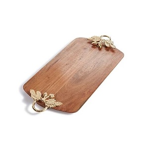 ถาดเสิร์ฟไม้พร้อมหูจับเคลือบทอง ขัดเงา สำหรับใช้ในบ้าน - Product Image 2