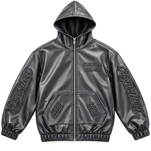 Chaqueta con Capucha de Cuero Sintético Personalizada para Hombre, Detalles con Logotipo Grabado, Cierre Completo, Estilo Urbano Oversize - Product Image 1