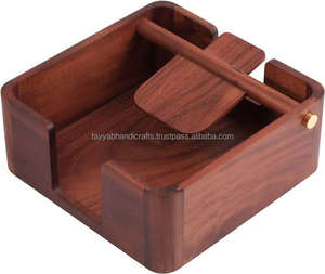 Porta servilletas de madera con acabado natural, hecho a mano, de lujo, procedente de la India. - Product Image 1