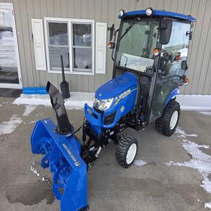 Tractor Agrícola Hollands Workmaster 25S 40 HP 4WD con Cargador Frontal, Bomba de Transmisión Hidrostática, Rodamientos y Caja de Cambios Incluidos - Product Image 3