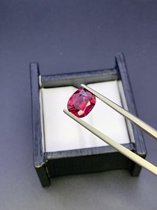 Gema de Granate Natural Suelta, Corte Ovalado Rojo Intenso, Calidad Fina, Piedra de Nacimiento de Enero, Suministro para Joyería - Product Image 6