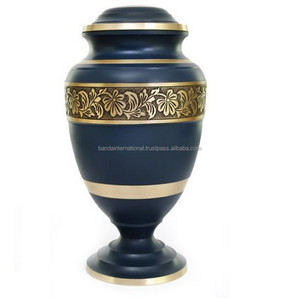 Urnes funéraires en laiton de haute qualité et de forme unique avec urnes funéraires en métal fini étain et noir - Product Image 4