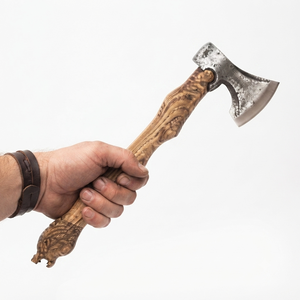 Hache artisanale industrielle DIY avec lame en acier à haute teneur en carbone, manche en bois et étui en cuir pour l'extérieur - Product Image 2