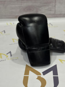 Guantes de Boxeo de Primera Calidad al por Mayor, Fabricados en Cuero Genuino Negro, Guantes de Entrenamiento y Sparring con Cordones - Product Image 4