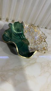 Bol décoratif moderne en résine pour la maison, bol artistique fait main en résine, bol décoratif haut de gamme en résine, bol design en résine époxy, bol élégant en résine - Product Image 2