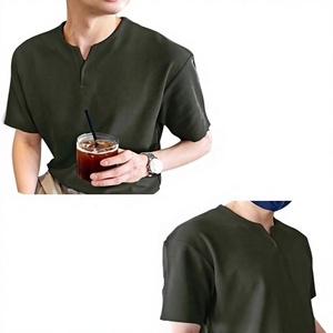 เสื้อยืดผู้ชายสีพื้น แขนสั้น คอกลม ผ้าถัก ระบายอากาศได้ดี กันยับ ไซส์ใหญ่ สไตล์ลำลอง สีเขียวมะกอก - Product Image 6