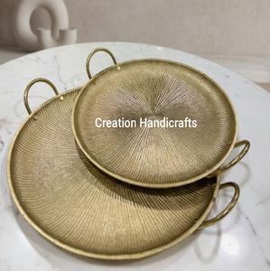 Bandeja Moderna de Metal Dorado con Forma de Luna Creciente, Decoración de Mesa para Ramadán y Eid Mubarak, Plato para Servir - Product Image 6