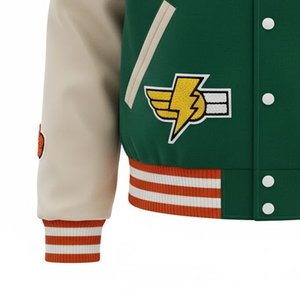 Chaqueta Varsity de Chenilla Bordada de Alta Calidad para Hombre - Ropa Urbana de Invierno Transpirable y Ecológica con Logotipo Frontal - Product Image 3