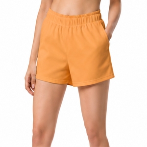 Shorts para Mujer Color Mostaza Cómodos Ligeros Transpirables Elegantes Shorts de Verano Premium Modernos Casuales a la Moda - Product Image 1