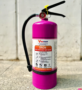 Extintor de Incendios a Base de Agua con Batería de Litio ORION de 3 Litros, Exclusivo para Incendios en Vehículos Eléctricos, Incendios A-B-C, Nueva Tecnología - Product Image 1