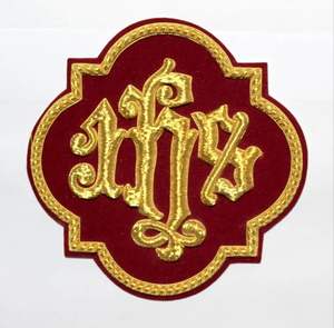 Écusson de luxe brodé à la main en fil d'or avec finition écologique résistante à l'eau en velours pour vêtements de cérémonie - Product Image 6