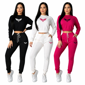 Conjunto Deportivo de 2 Piezas para Mujer, Top Corto y Pantalones Jogger Ajustados, Ropa Deportiva Informal para Gimnasio - Product Image 1
