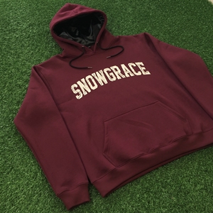 เสื้อฮู้ดผู้ชายสีแดงเลือดหมู Snowgrace ผ้าฟลีซคอตตอนลำลองสำหรับฤดูหนาว มีโลโก้ด้านหน้า ดีไซน์กระเป๋าเสื้อ ทรงปกติ - Product Image 5