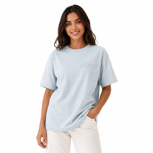 Camiseta de Cuello Redondo Azul Claro con Bordado Puff 2026, Logotipo Personalizado, Camiseta para Mujer, Corte Holgado, Informal, Manga Corta, Color Sólido - Product Image 1