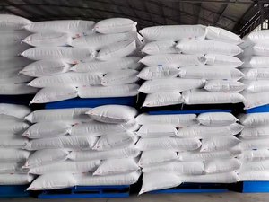 Fertilizante de Nitrógeno Ureico 46%N en Perlas de Liberación Rápida para Uso Agrícola - Product Image 3