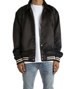 Veste universitaire en satin noir en gros, veste de baseball personnalisée, veste universitaire fine pour hommes - Product Image 2