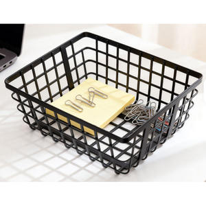 Panier de rangement rectangulaire moderne en métal pour salles de bain - Product Image 3