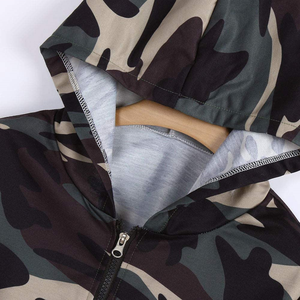 Sudadera con capucha de camuflaje para mujer y niña, Top de entrenamiento de manga larga con cremallera, chaqueta, blusa, Sudadera corta con cremallera - Product Image 3