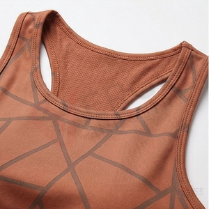 Conjunto de yoga con estampado geométrico para mujer, top corto con espalda cruzada y leggings de cintura alta de longitud completa, 2 piezas - Product Image 4