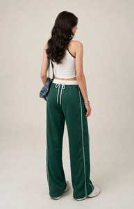 Conjunto Deportivo 2 en 1 para Mujer, Top Corto sin Mangas y Pantalones Anchos Verdes, Corte Holgado con Cierre de Cremallera - Product Image 3