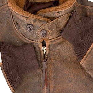 แจ็คเก็ตหนังแท้สีน้ำตาลสไตล์นักบินสำหรับผู้ชาย รุ่นดิสเทรส พร้อมปกขนสัตว์ ปี 2026 - Product Image 4