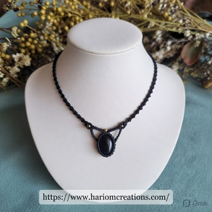 Collar de Macramé Negro Hecho a Mano con Colgante de Piedra de Ónix Negro Natural, Estilo Boho Tribal, Cordón Ajustable, Joyería de Moda para Mujer, Regalo - Product Image 2