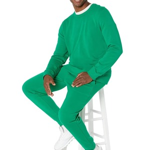 Survêtement technique en molleton épais pour homme avec logo personnalisé imprimé, idéal pour l'entraînement et la course à pied - Product Image 1