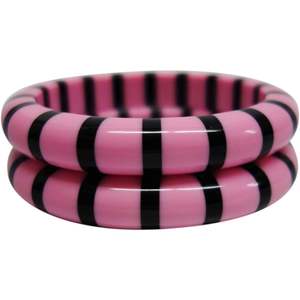 Bracelet en résine rayé rose et noir, bracelet en acrylique pour femme, bijou de main, bracelet fin rond, motif géométrique, accessoire de costume - Product Image 1
