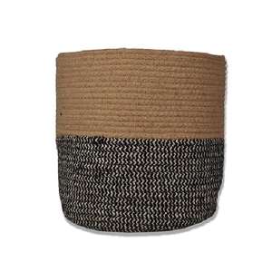 Macetas de Ratán Natural Tejidas a Mano Botanica, Elegantes y Sostenibles - Product Image 4